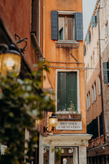 Destination Wedding Venice Elopement Fotografin